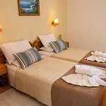 Bambas Apartament Astrakeri