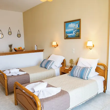 Apartament Bambas Astrakeri